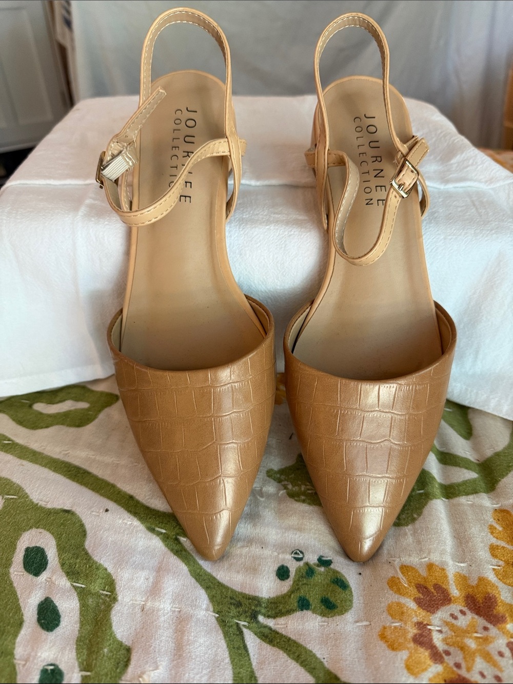Journee Collection Tan Croc-Embossed Pointed Slingback Flats